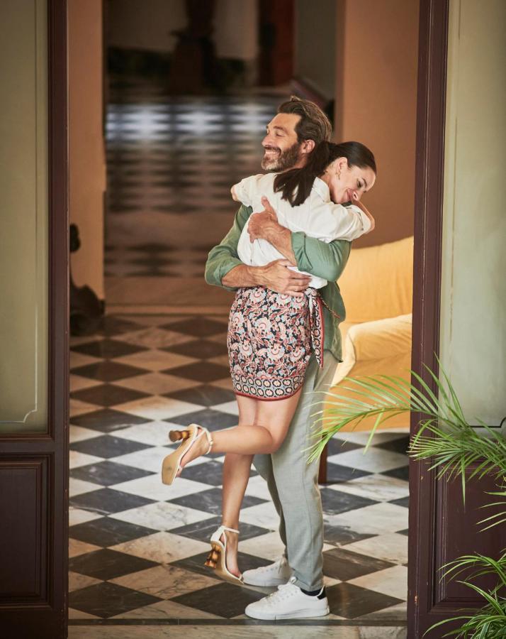 Bagni Di Pisa Palace & Thermal Spa - The Leading Hotels Of The World San Giuliano Terme Exterior photo A couple dancing