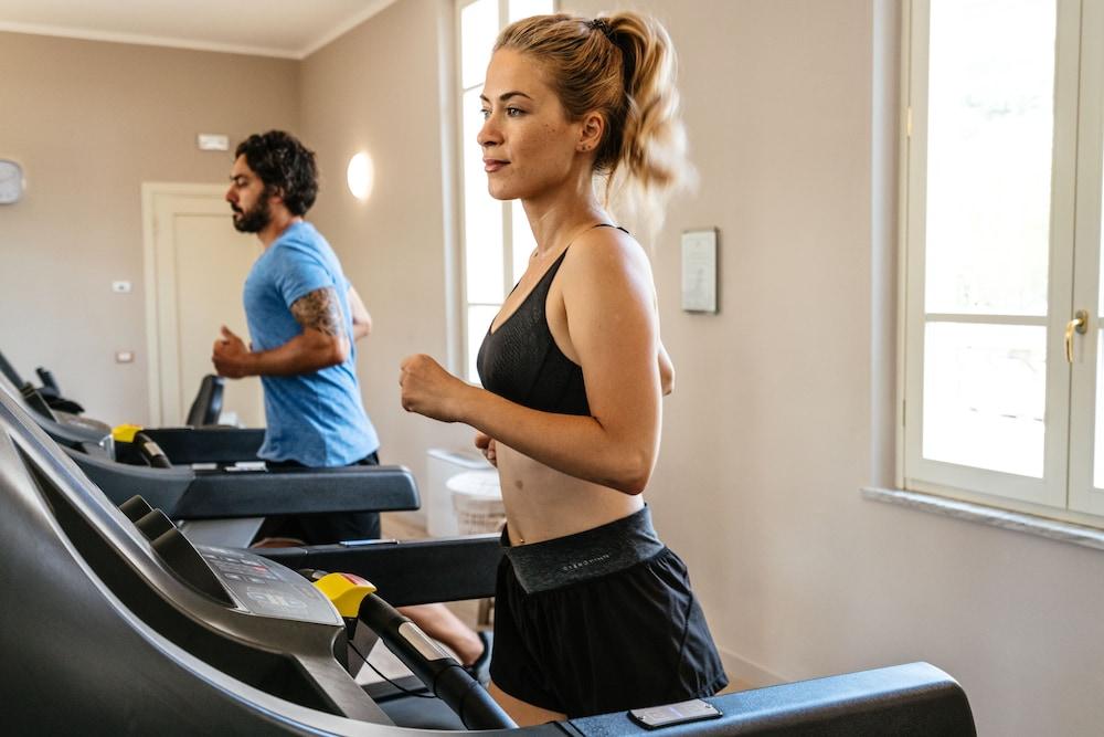 Bagni Di Pisa Palace & Thermal Spa - The Leading Hotels Of The World San Giuliano Terme Exterior photo A treadmill in use