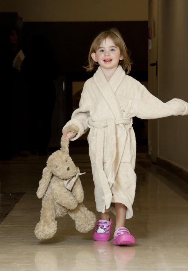 Bagni Di Pisa Palace & Thermal Spa - The Leading Hotels Of The World San Giuliano Terme Exterior photo A child wearing a bathrobe